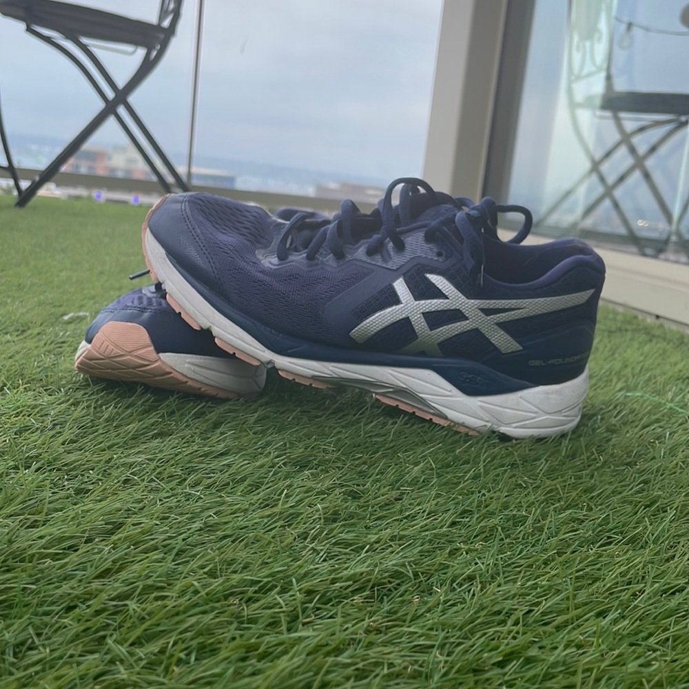 ASICS